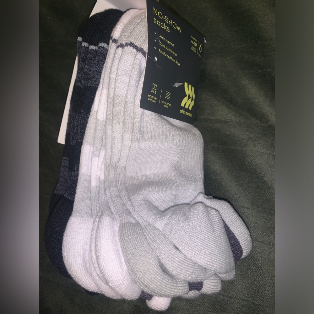 ALL IN MOTION ANKLE SOCKS